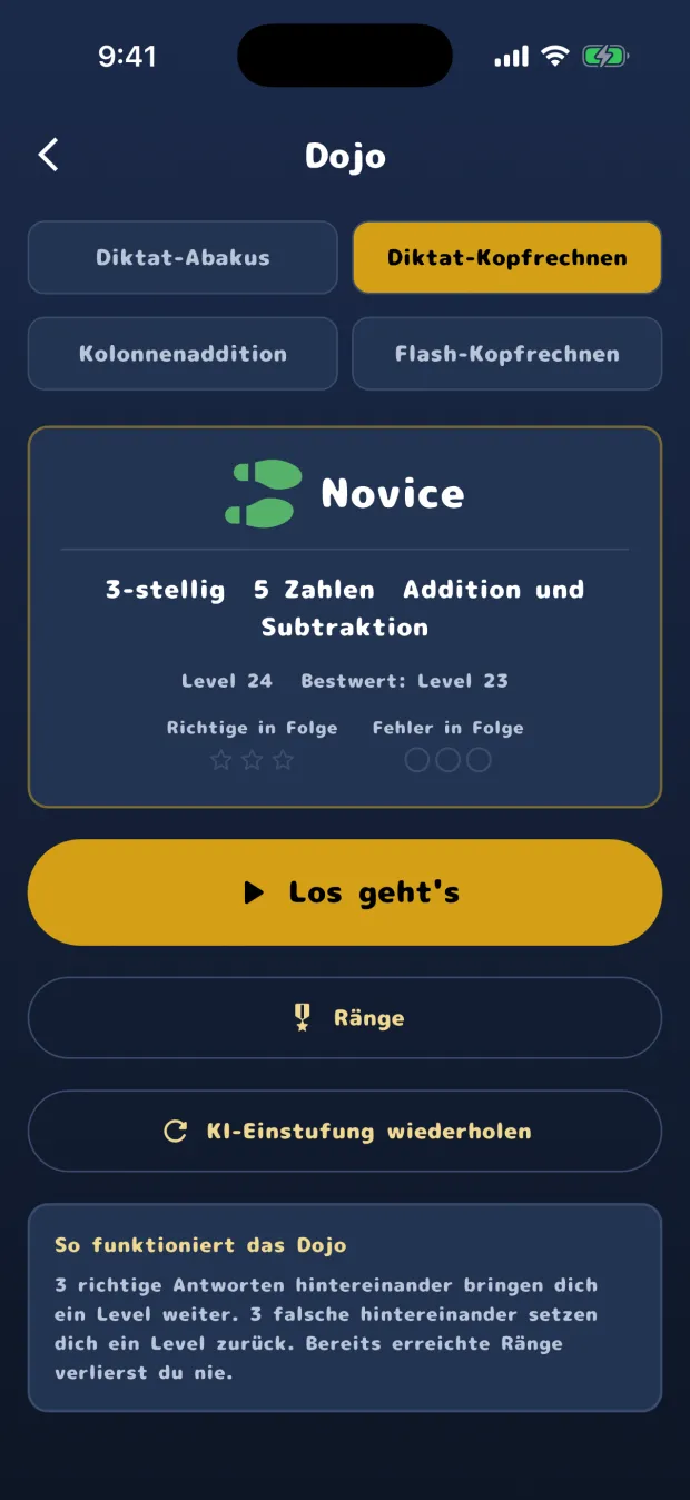 Der Startbildschirm im Dojo des Diktat-Kopfrechnens, mit dem Rang Novice und der Anzeige 3-stellig, 5 Zahlen, Addition und Subtraktion